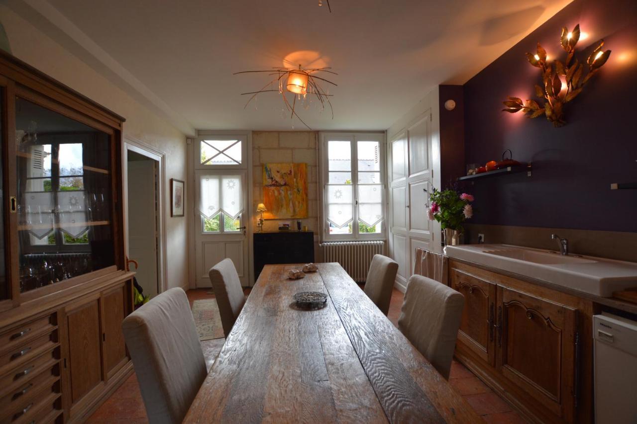 La Penesais Villa Beaumont-en-Véron Екстериор снимка