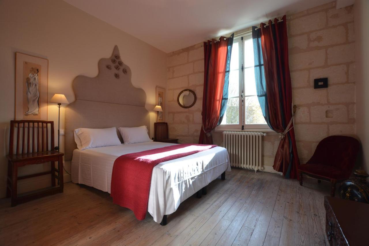 La Penesais Villa Beaumont-en-Véron Екстериор снимка