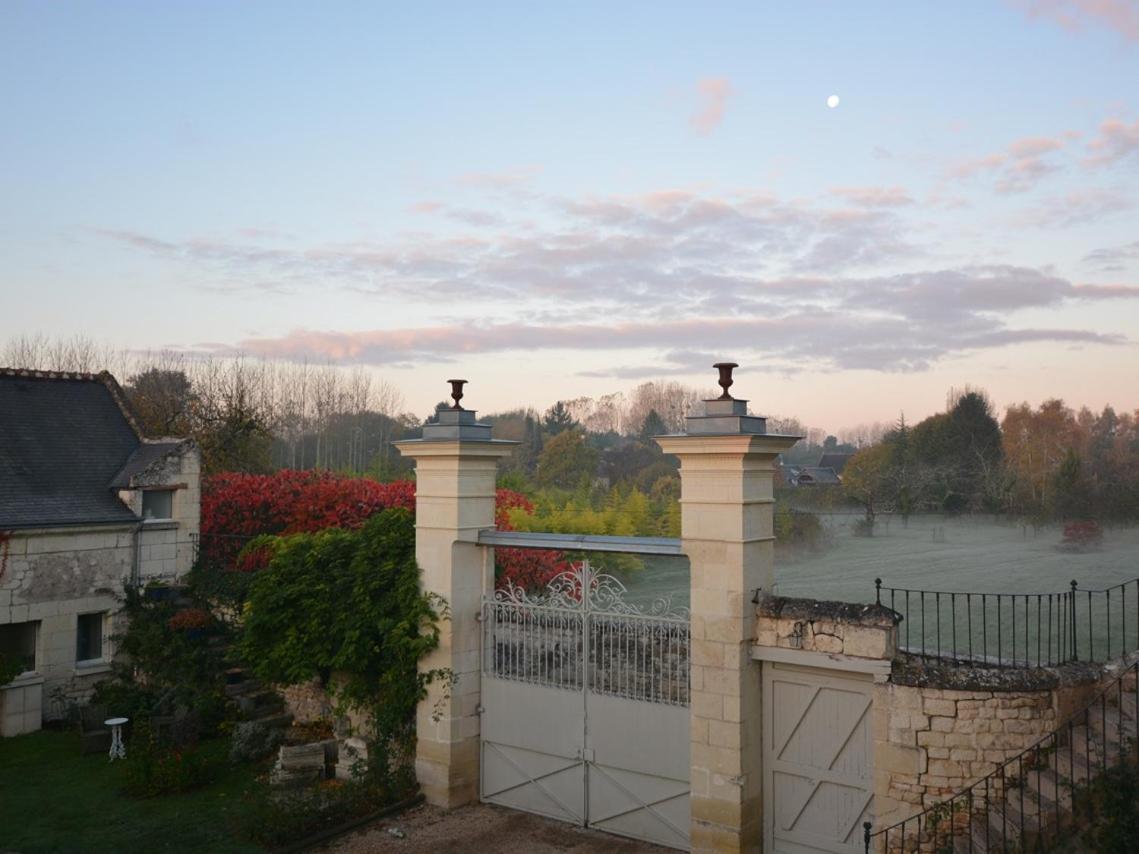 La Penesais Villa Beaumont-en-Véron Екстериор снимка