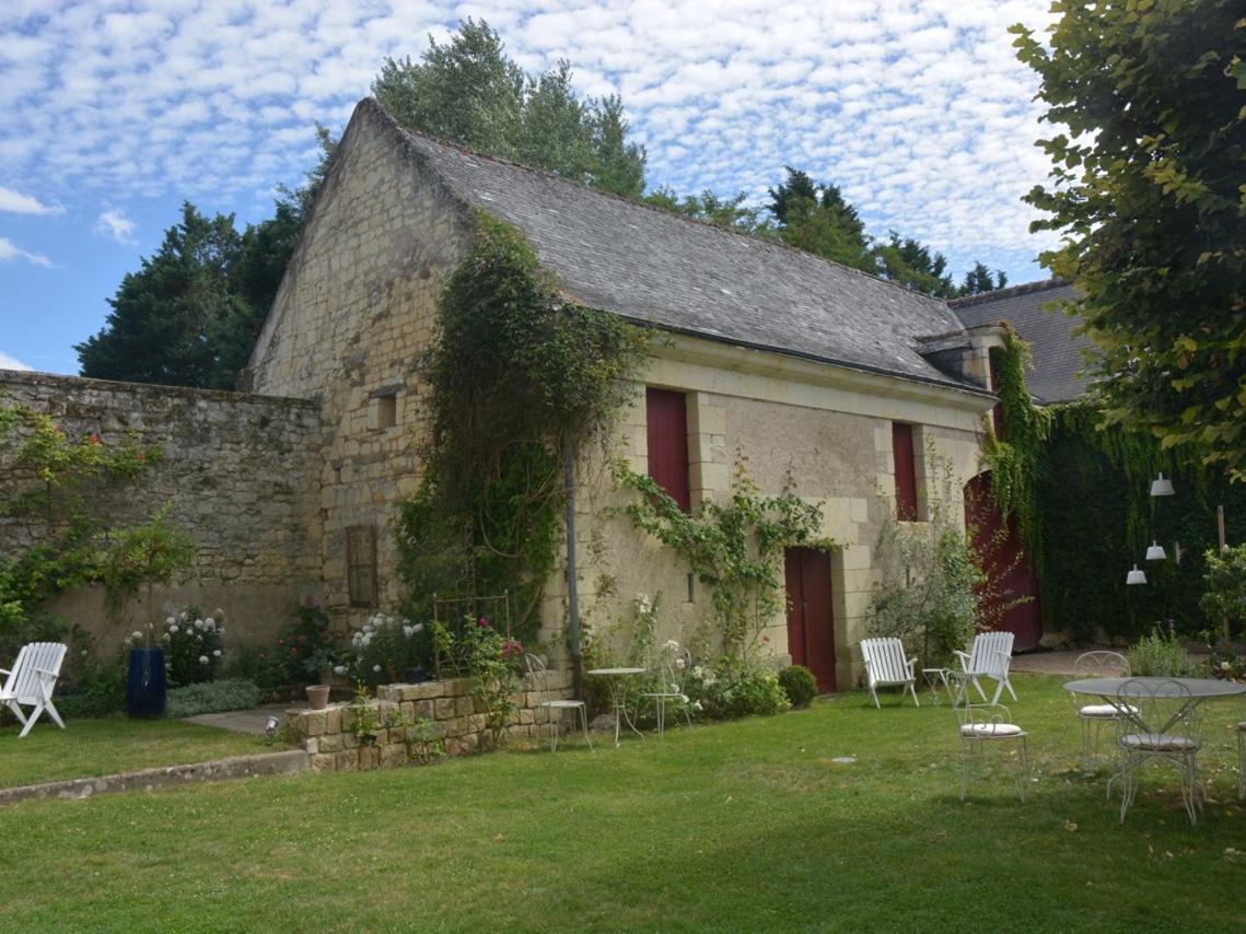 La Penesais Villa Beaumont-en-Véron Екстериор снимка